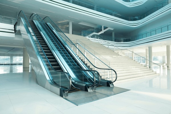 Thang cuốn , băng truyền