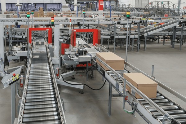 Thang cuốn , băng truyền